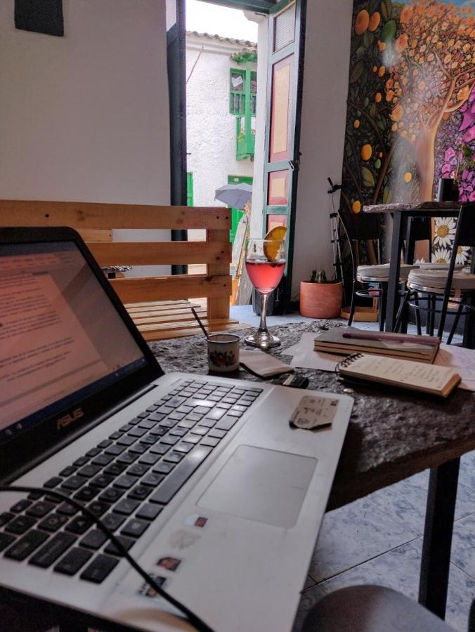 Отель Hostal Casa Del Frailejon - Cafe Монги Экстерьер фото